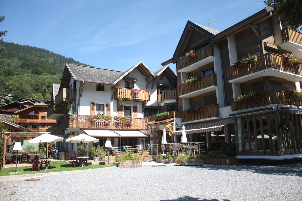 Logis Hotel Gai Soleil Samoëns Екстериор снимка