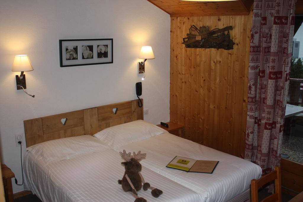 Logis Hotel Gai Soleil Samoëns Екстериор снимка