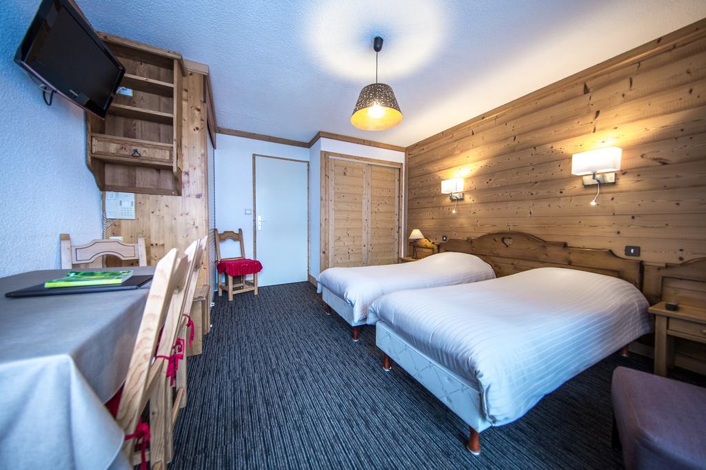 Logis Hotel Gai Soleil Samoëns Екстериор снимка