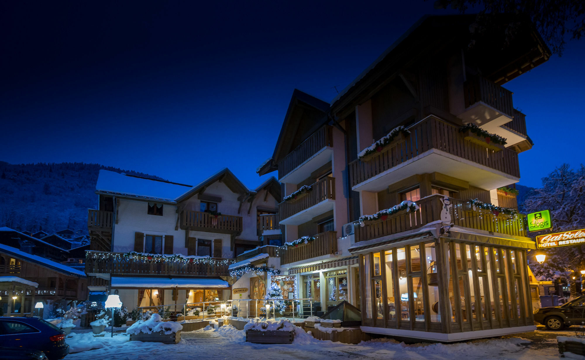 Logis Hotel Gai Soleil Samoëns Екстериор снимка