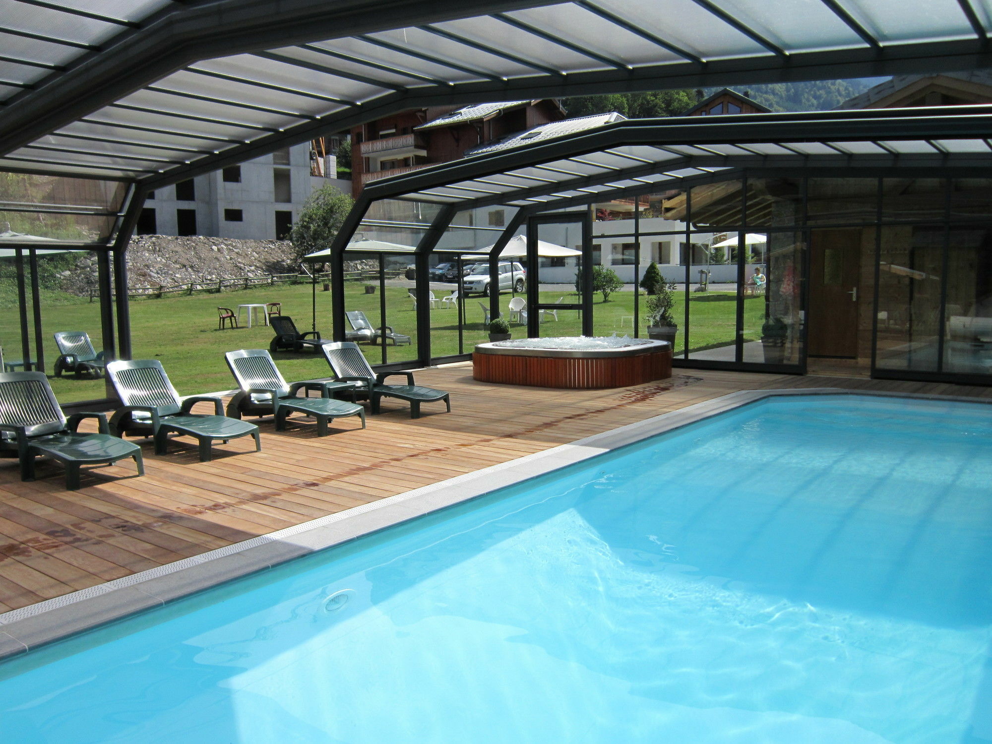 Logis Hotel Gai Soleil Samoëns Екстериор снимка